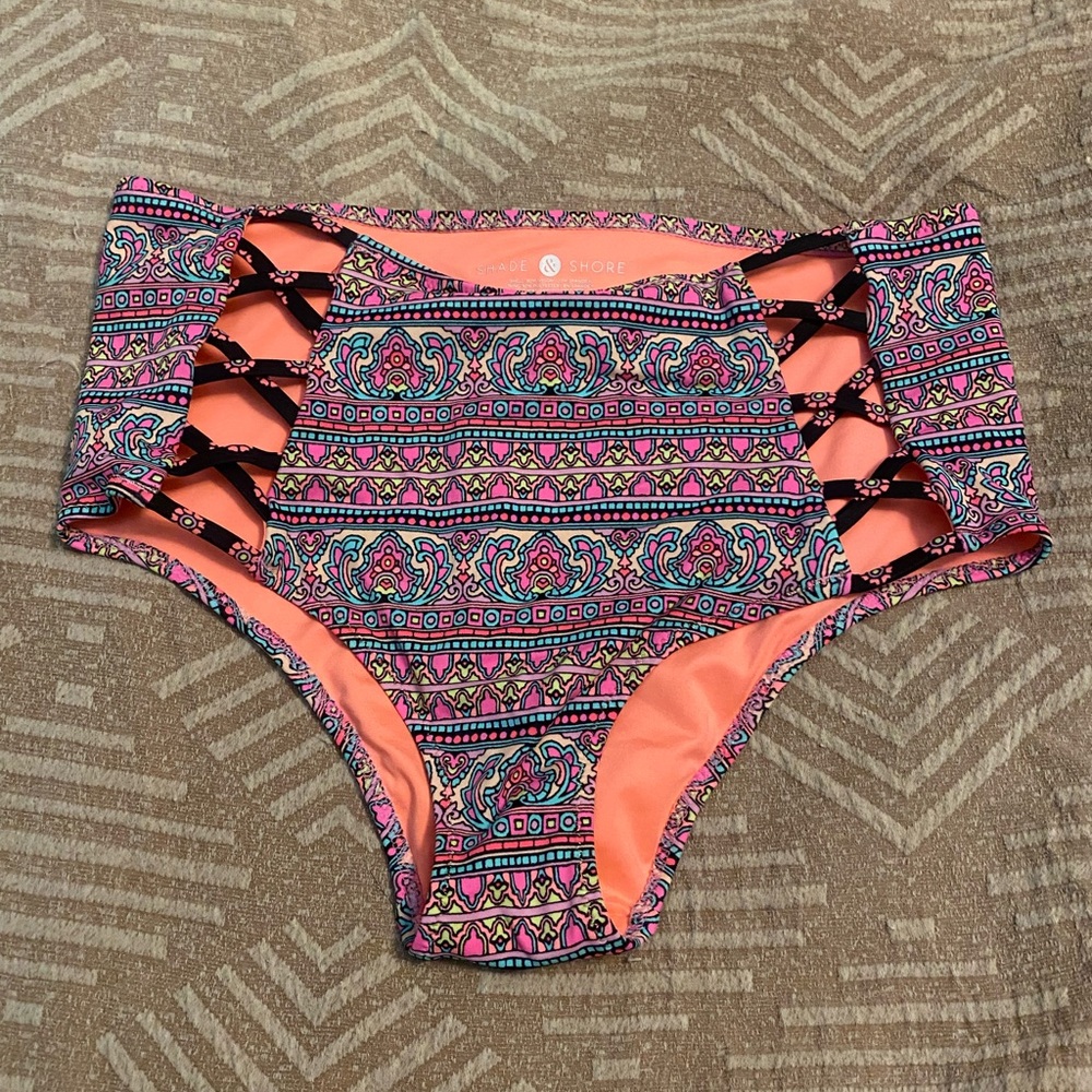 High waisted bikini bottoms size medium